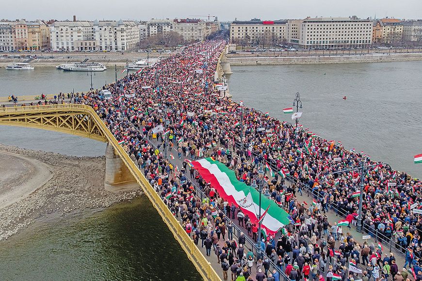 Sachbuch: Viktor Orbán, der Pate