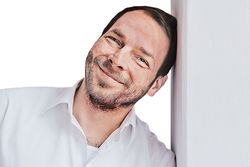Roman: Zeiten der Widersprüche