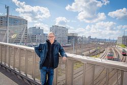 Reportage: Die Kleinkunstbühne für die Jackentasche