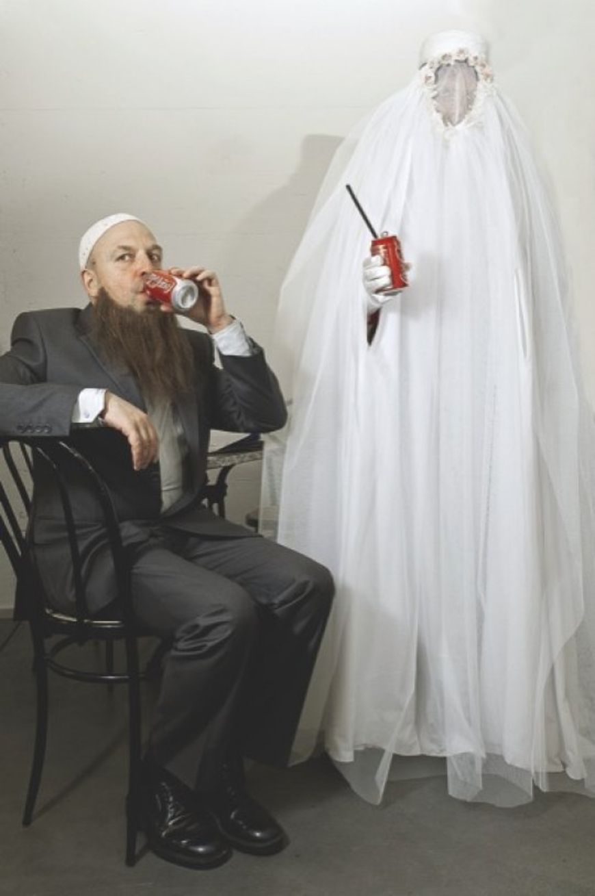 «Biedermanns.umgezogen» Bühnensatire statt Islamdebatte