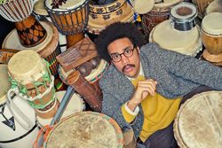 Sounds: «Wir hatten Djembes in der Stube»