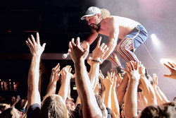Worldpunk: Hochspannung pur!