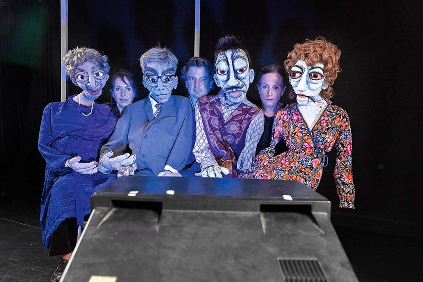 Theater: Unterwegs in eine magische Welt