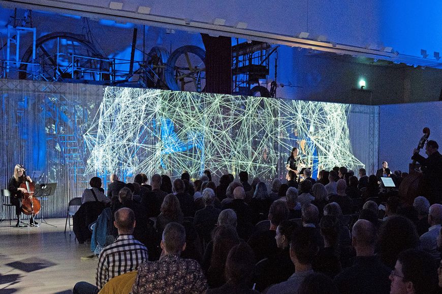 Festival: Digitale Komponisten und singendes Licht