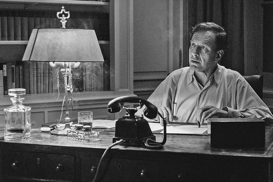 Film: Der Botschafter als Sündenbock