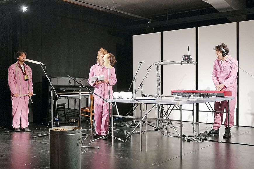 Theater: Die Poesie des Alltags