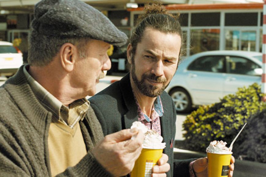 Film «Wajib»: Familienpflichten 