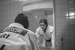 Spielfilm: Im doppelten Würgegriff