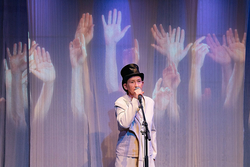Theater: Eine Spielerin, eine Bühne, ein Abend