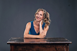 Sarah Hakenberg: Riesenkürbisse und Hüpfmoscheen