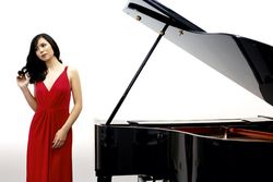 Mona Asuka Ott will spielen und glücklich bleiben