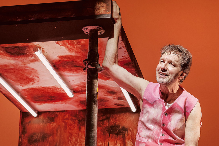 Bühne: Das Theater in der Rolle des Hofnarrs