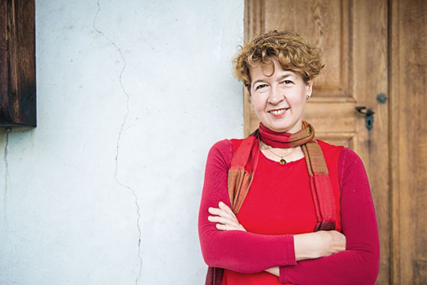 X. Jankovic: Die Cellistin geht im Musikdorf Ernen auf Klangreisen