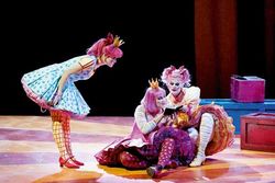 Kindertheater: Von Räubern, Elfen und verzauberten Kröten