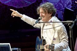 Goran Bregovic: «Wer hier nicht verrückt wird, der ist nicht normal!»