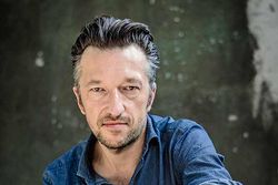 Lukas Bärfuss: «Das Schöngeistige ist uninteressant» 
