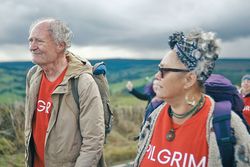 Film: Ein stiller Brite wandert los