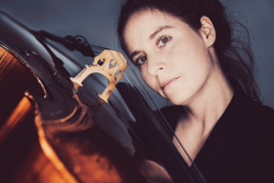 Sounds: Glockenklang und Bienensummen